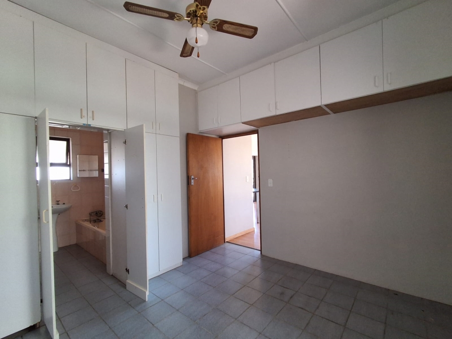 2 Bedroom Property for Sale in Stilbaai Wes Western Cape